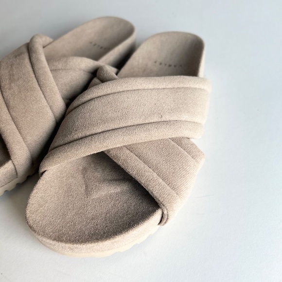 New Varley Ivory Fabric Rubber Outsole Flip Flops size 8 - Picture 6 of 12